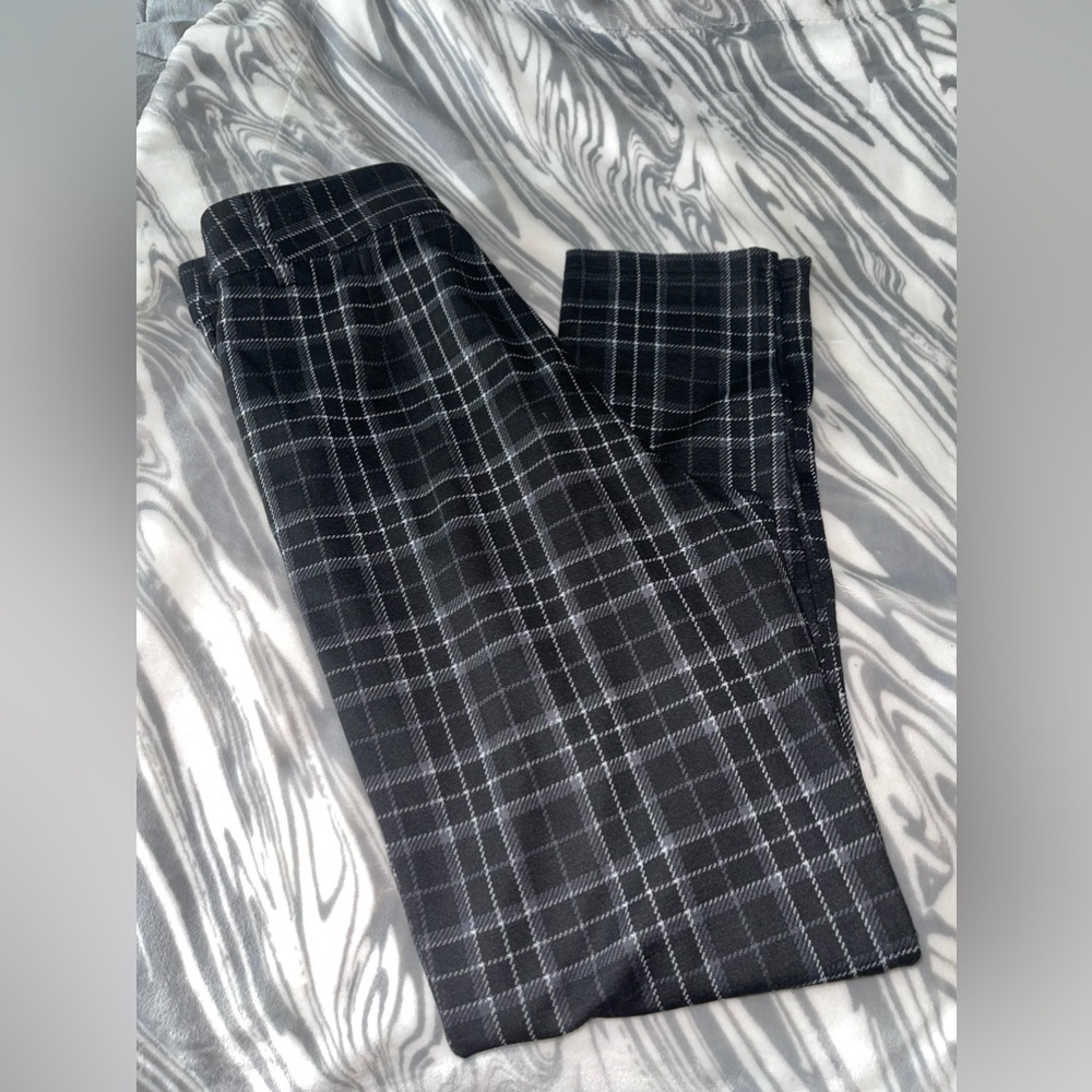 Forever 21 legging/pants size L